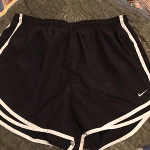 Black Nike norts shorts SZ L